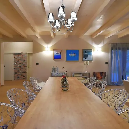 Villa Campi Veliki Vareski