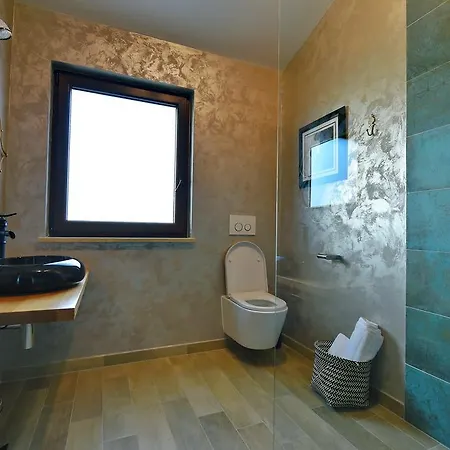 Campi Villa *